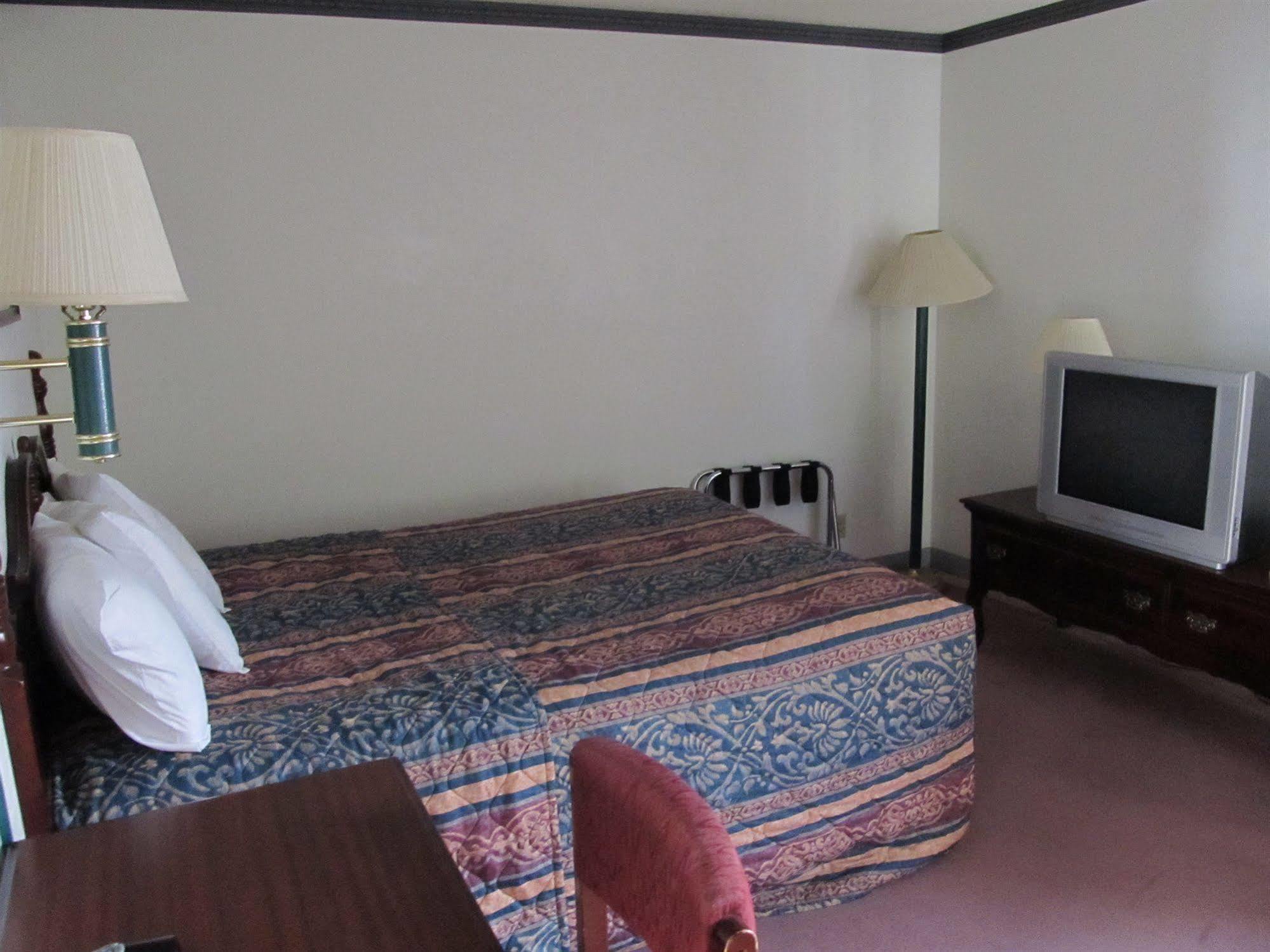 Sunset Inn And Suites Seward Экстерьер фото