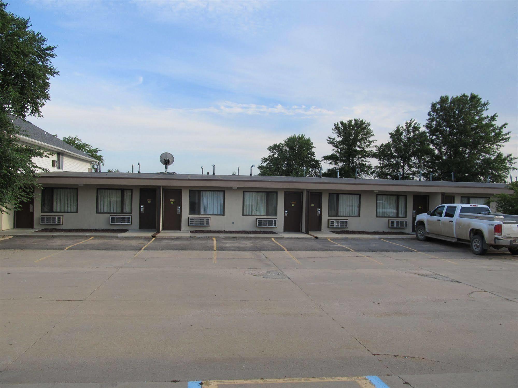 Sunset Inn And Suites Seward Экстерьер фото